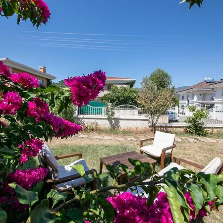 Cevher Daily Weekly Villa *