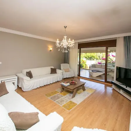 Cevher Daily Weekly Villa